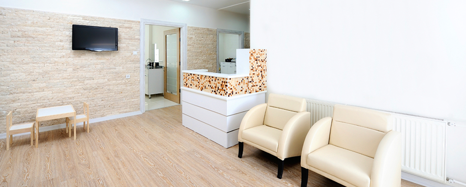 当院は、何でも相談できる「かかりつけ医」として患者さんの病気について丁寧に分かりやすく説明し、納得していただける医療を心がけ、地域医療に貢献できるよう努力していきたいと思っております。どうぞよろしくお願い致します。