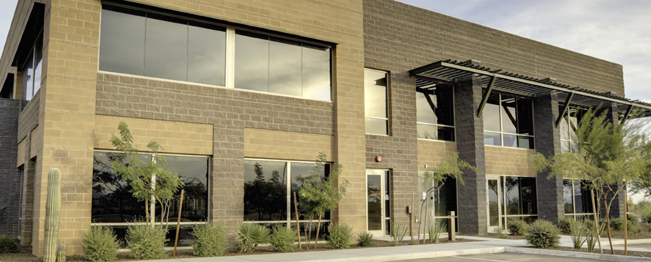 当院は、何でも相談できる「かかりつけ医」として患者さんの病気について丁寧に分かりやすく説明し、納得していただける医療を心がけ、地域医療に貢献できるよう努力していきたいと思っております。どうぞよろしくお願い致します。