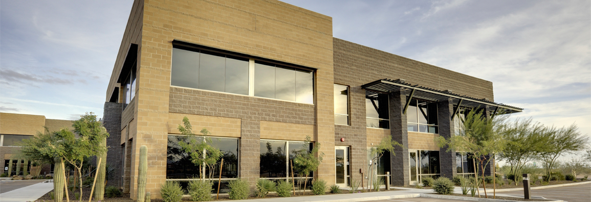 当院は、何でも相談できる「かかりつけ医」として患者さんの病気について丁寧に分かりやすく説明し、納得していただける医療を心がけ、地域医療に貢献できるよう努力していきたいと思っております。どうぞよろしくお願い致します。